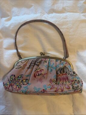Floral Pink Frame Wristlet Clutch